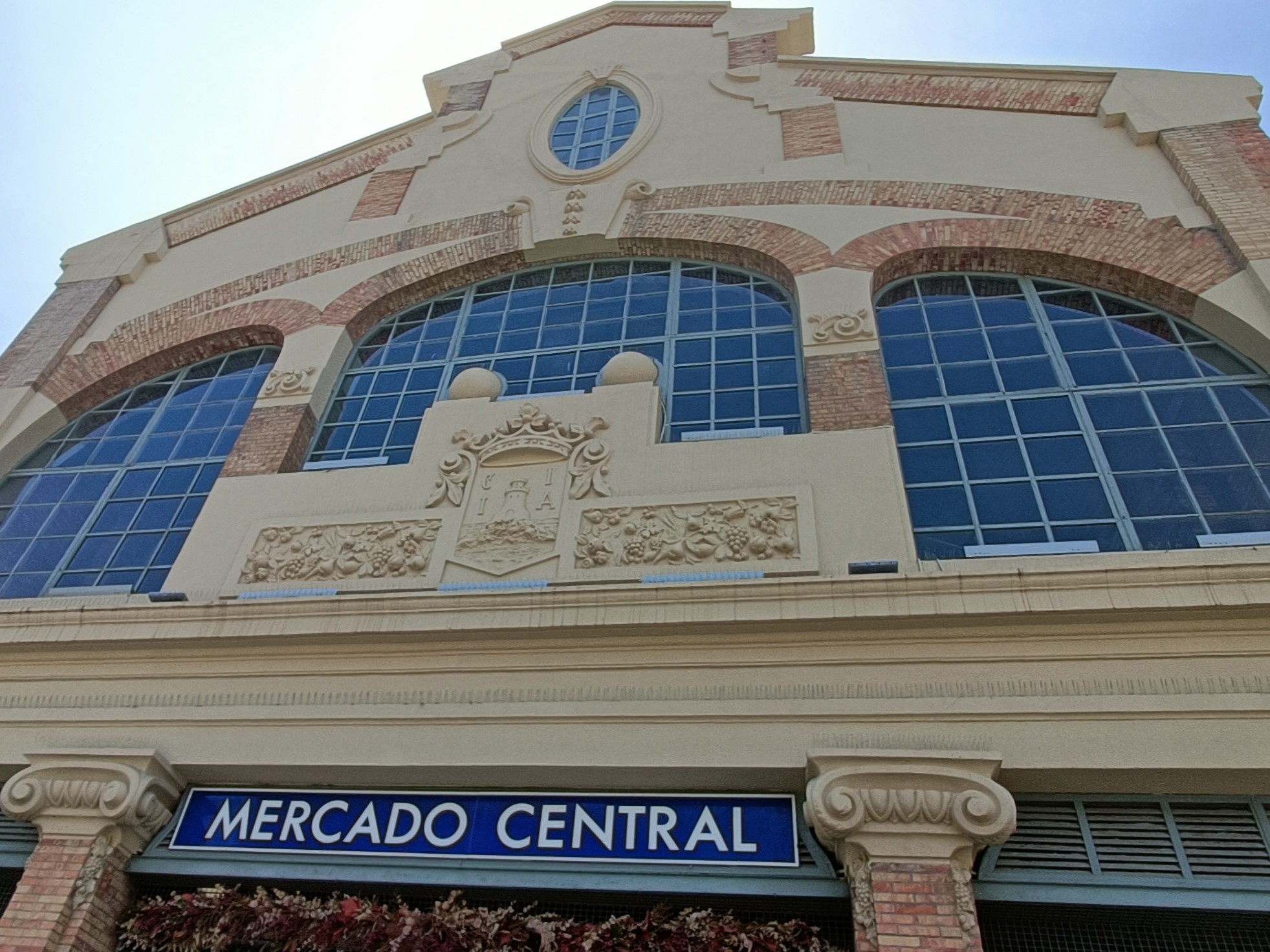 8 Mercado Central