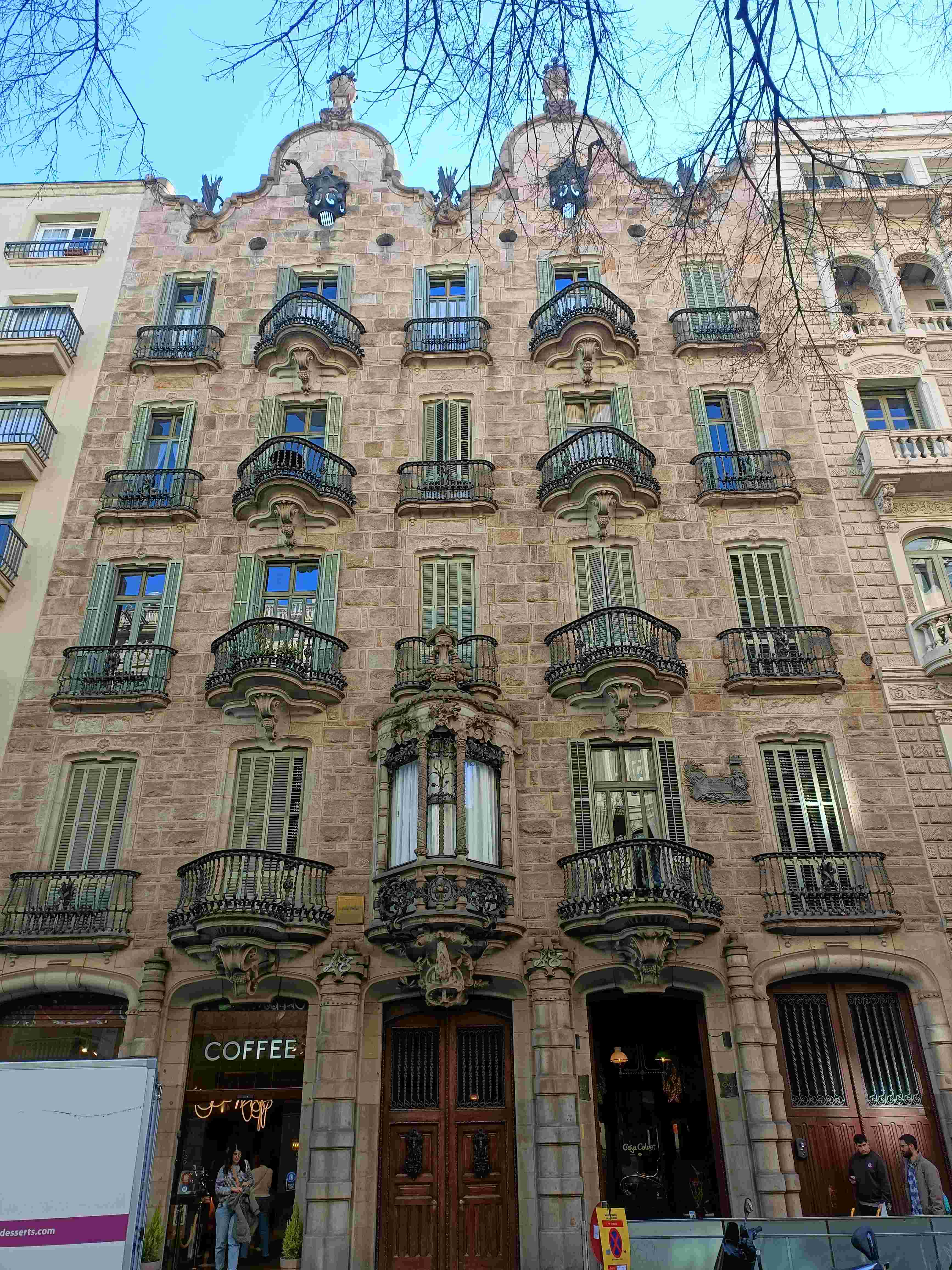 14 Casa Calvet