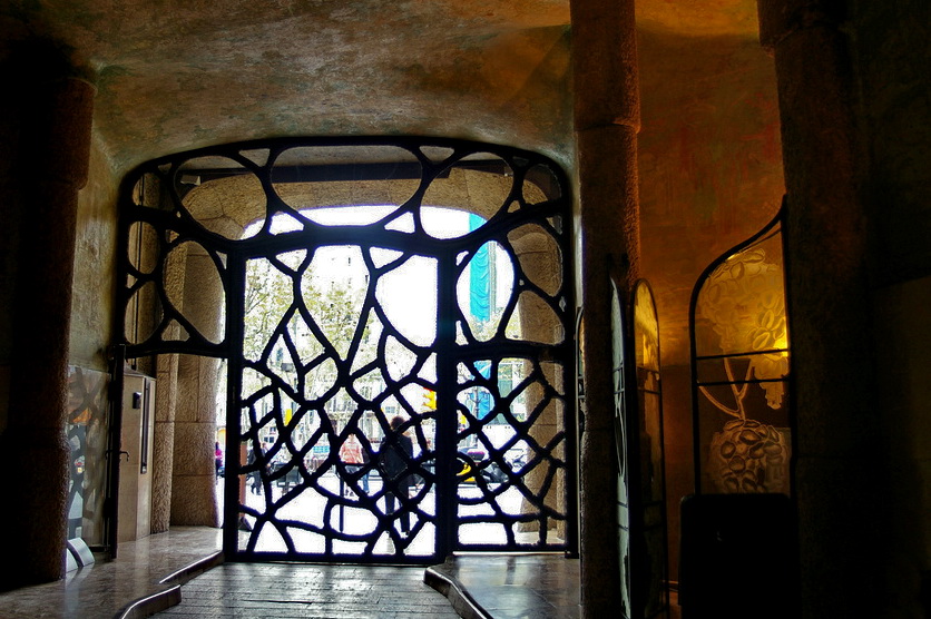 Casa Milá 3