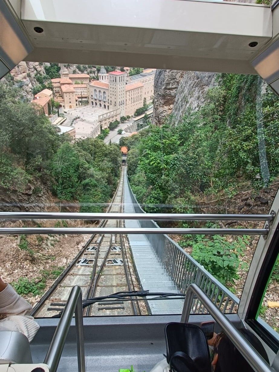 Monserrat Fotos 3